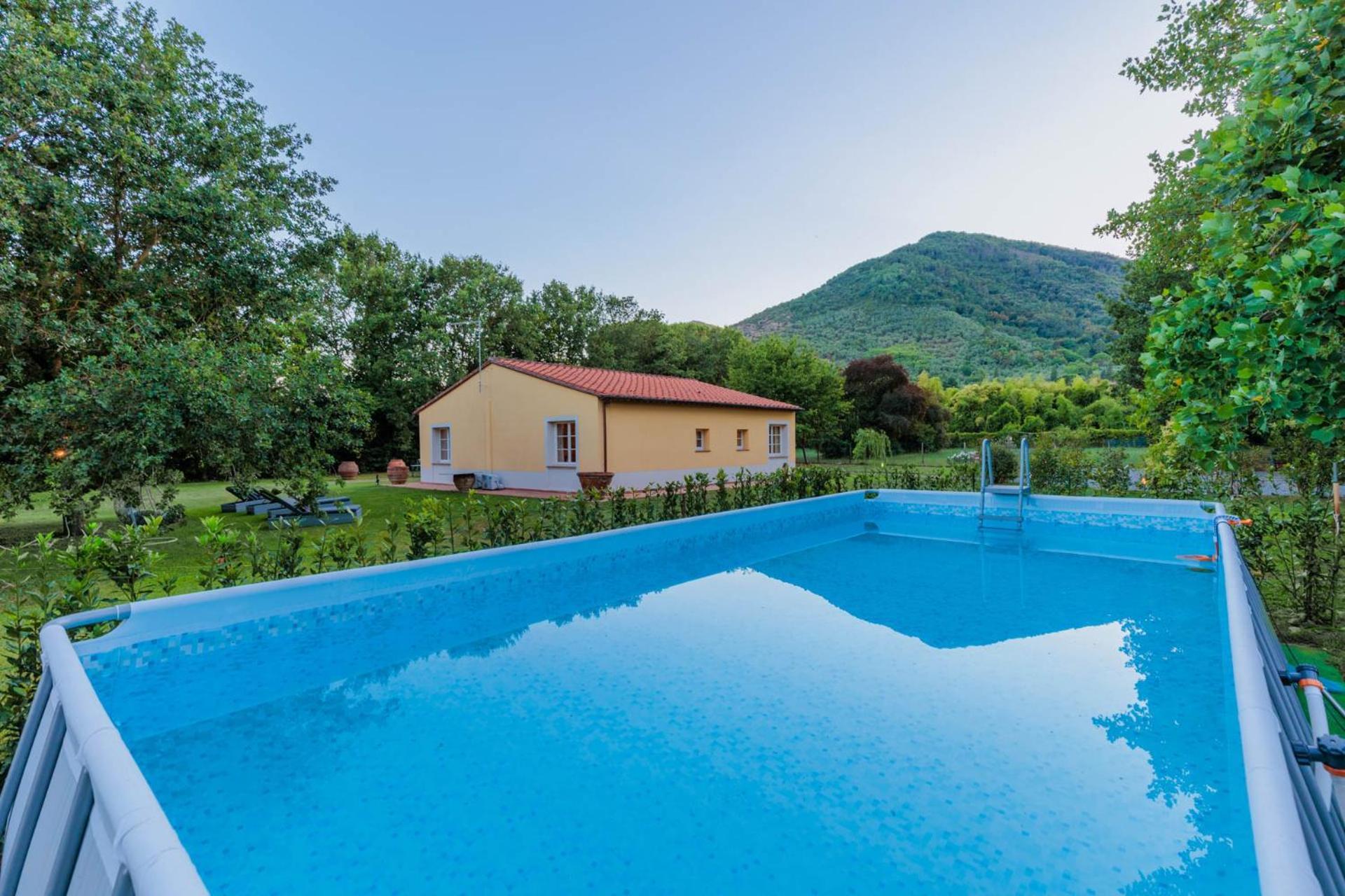Villa Bassotta, A Charming Cottage Lucca Exterior photo